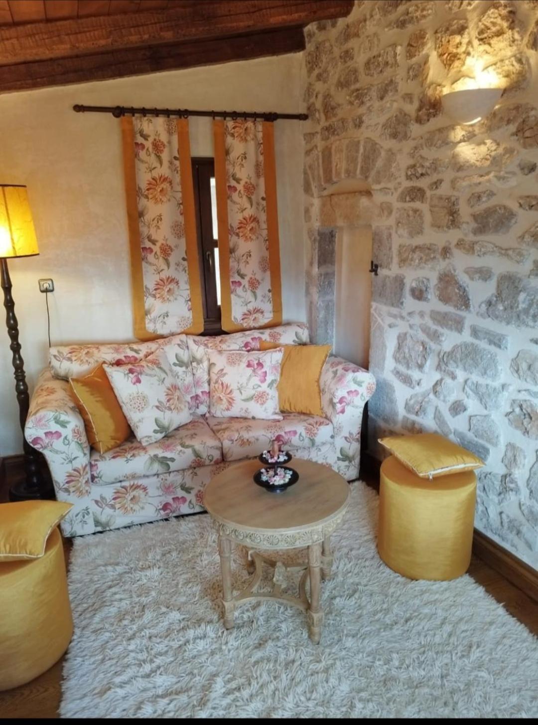 Lousiou Nymphes Escape Suites Dimitsana Extérieur photo
