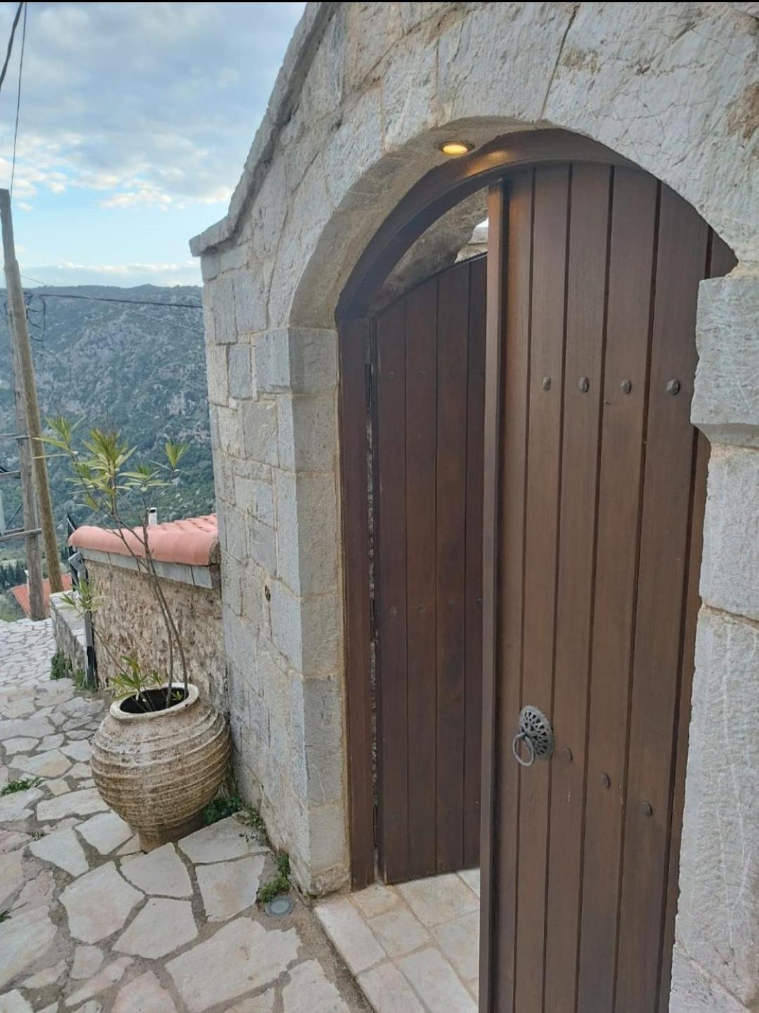 Lousiou Nymphes Escape Suites Dimitsana Extérieur photo